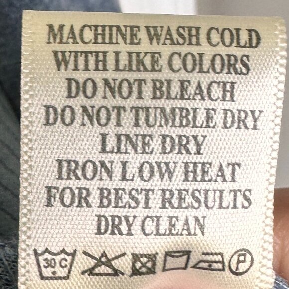 Women’s Button-Down Relaxed Fit Long Sleeve Shirt Light Blue Size L - Picture 9 of 9